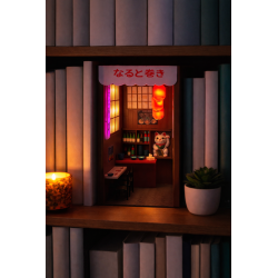 UMAMI book nook